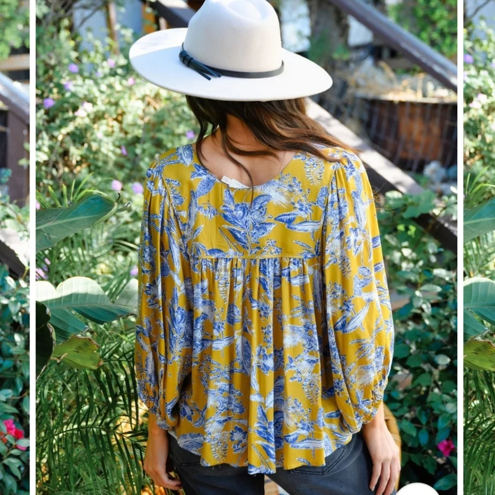 Women's Long Sleeve Floral Top - Picture 3 of 3
